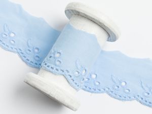 Spitze Broderie Baumwolle ca. 42mm - Blätterzweige - blau