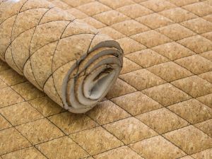 Kork Coupon ca. 50 cm x 65 cm - Rautenmuster nahtgesteppt - schwarz