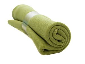 Nahaufnahme von Stoffcoupon 70 cm x 50 cm - Jacquard Designerstoff der dänischen Firma Kvadrat - hellgrün